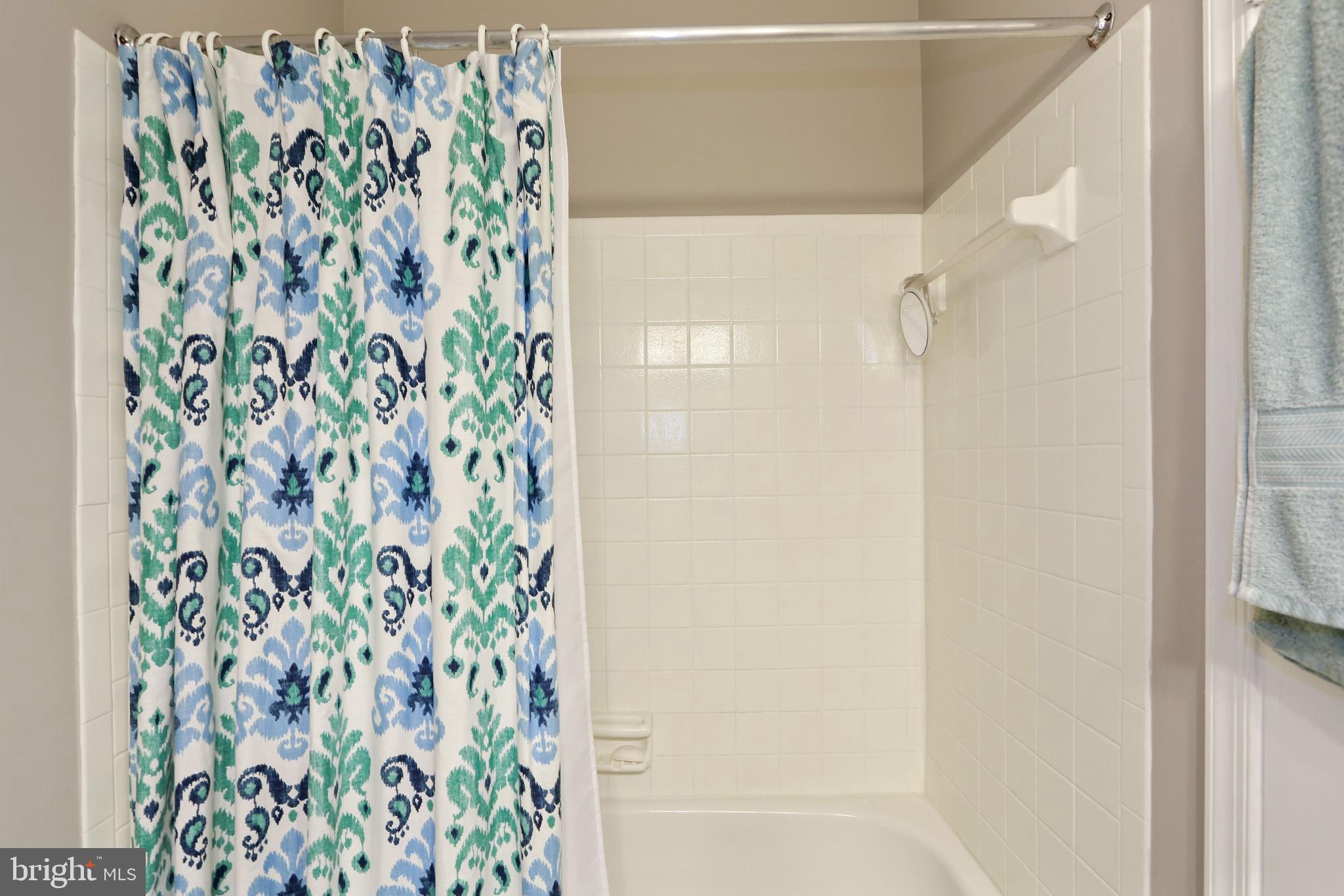 ST ANDREWS SQUARE - Residential