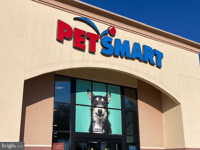 ST ANDREWS SQUARE - Residential