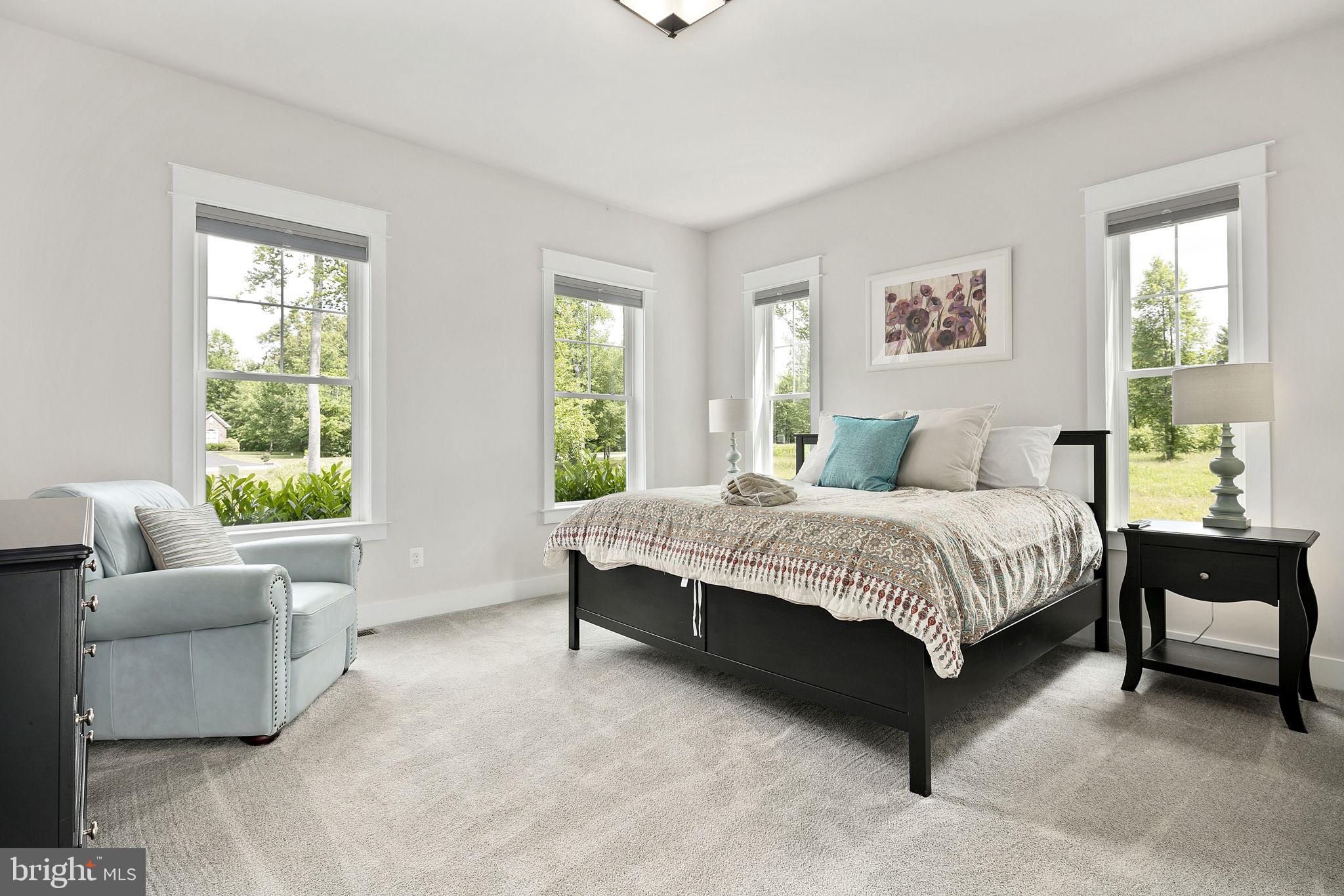 NOAH'S LANDING - Residential