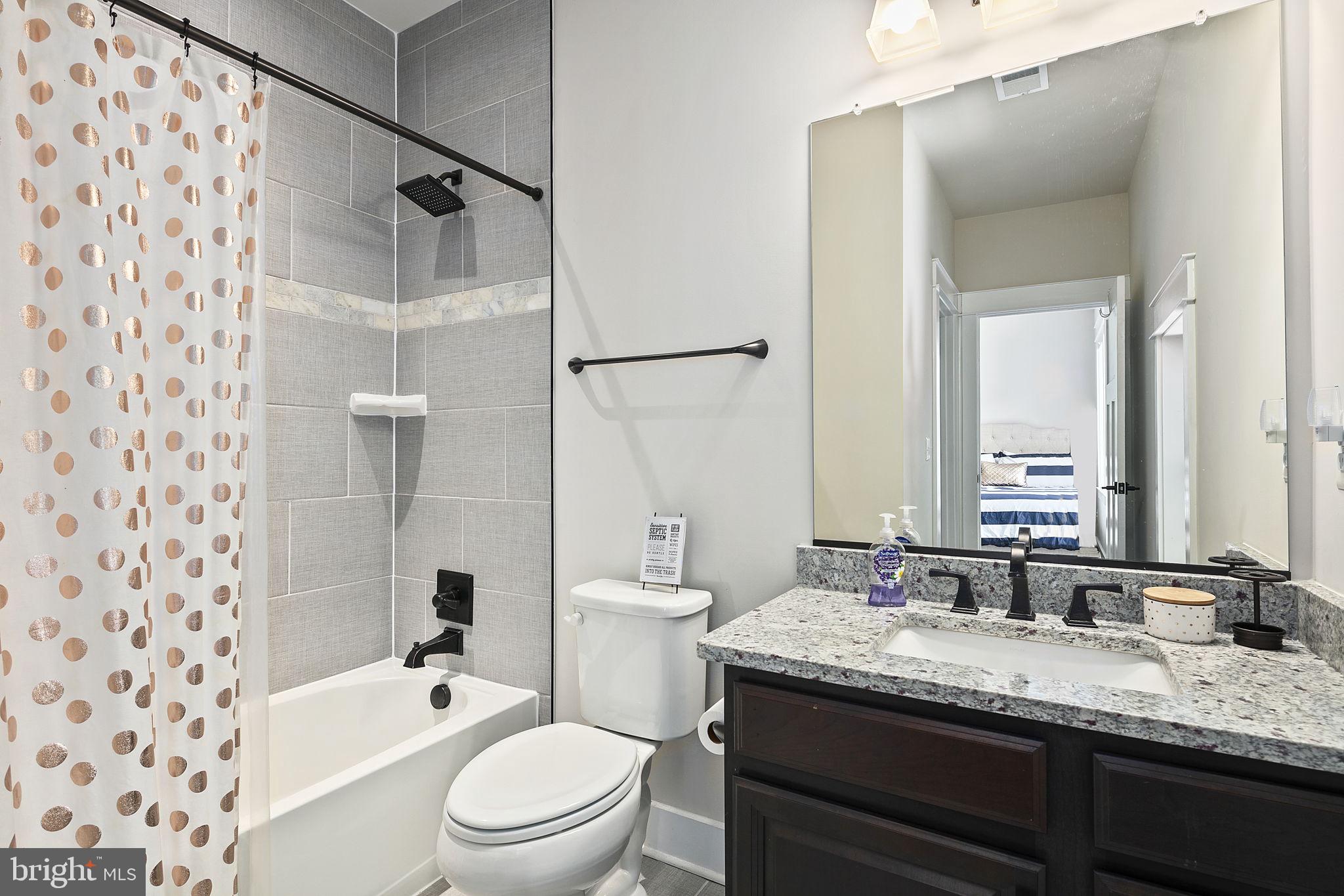 NOAH'S LANDING - Residential