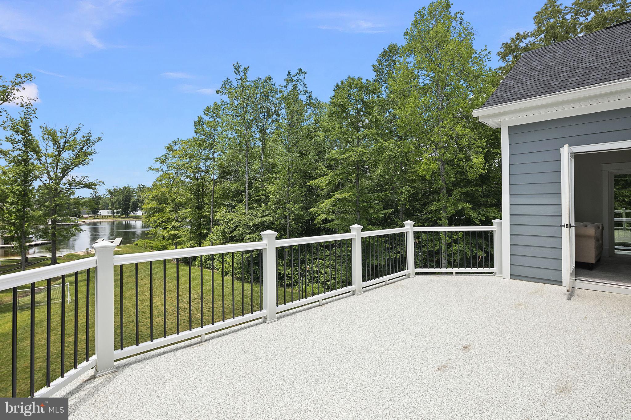 NOAH'S LANDING - Residential