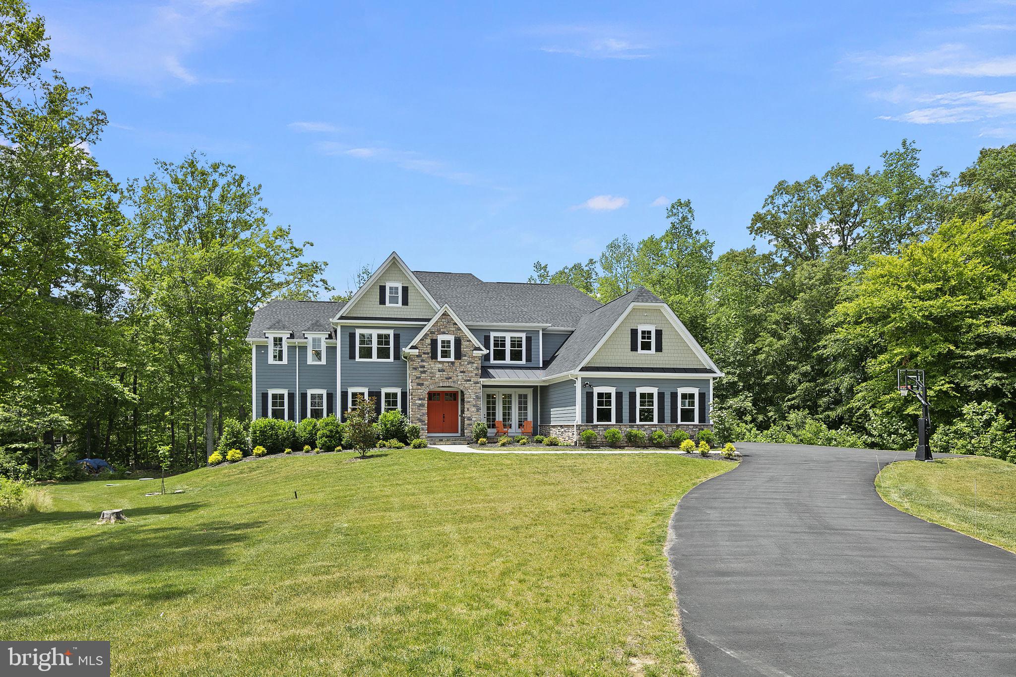 NOAH'S LANDING - Residential