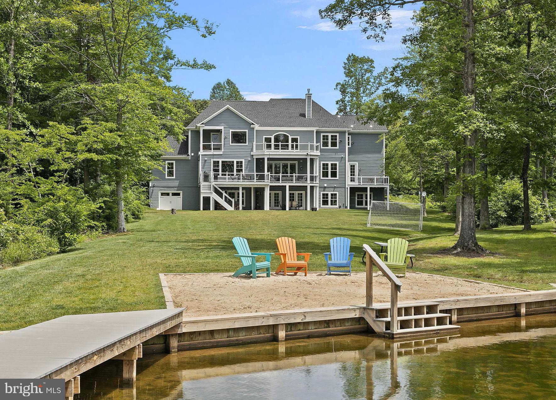 NOAH'S LANDING - Residential