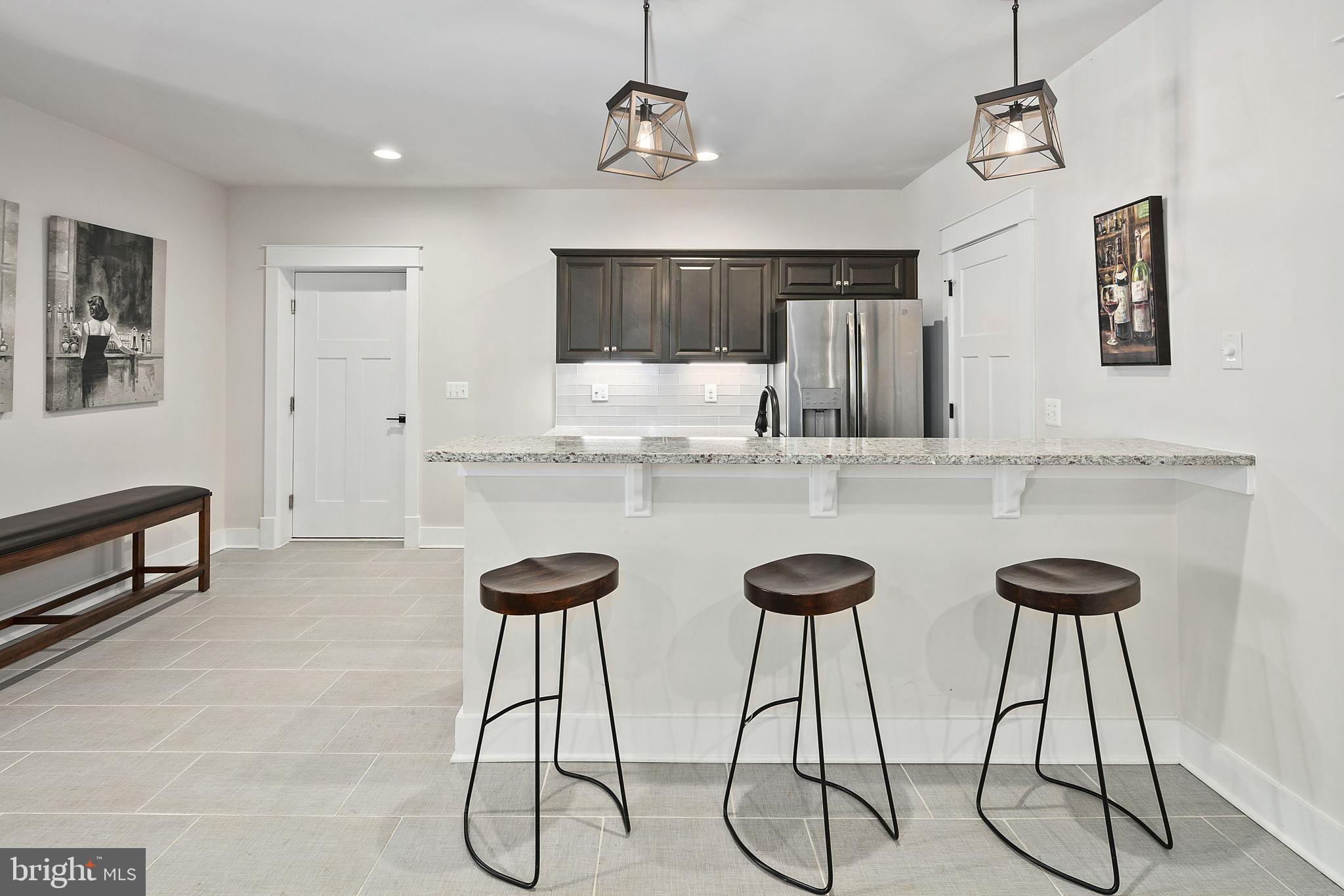 NOAH'S LANDING - Residential