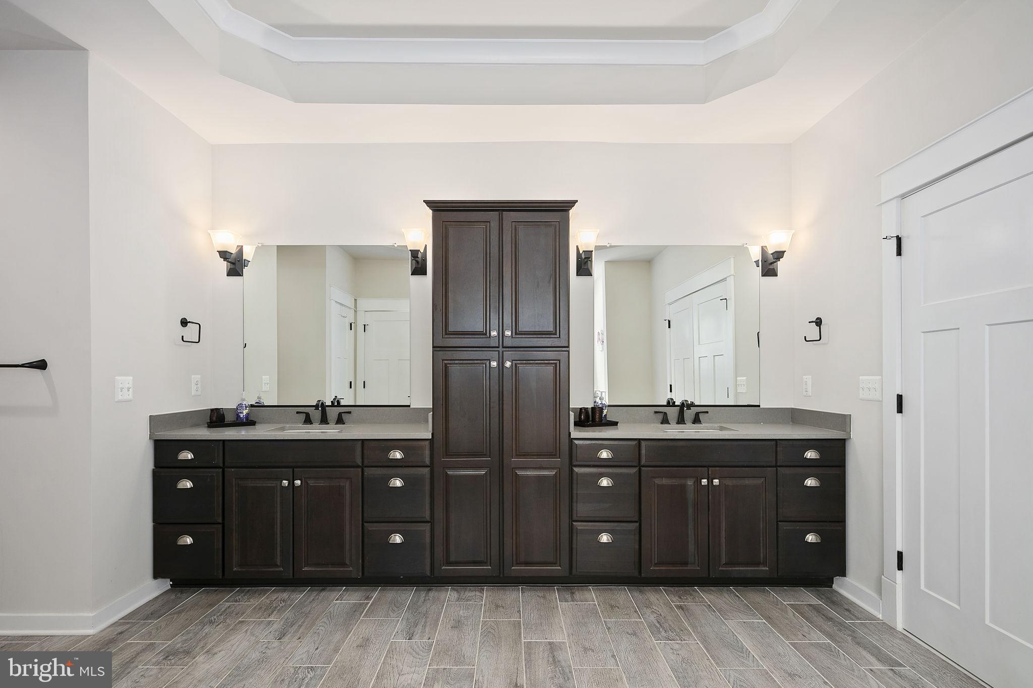 NOAH'S LANDING - Residential