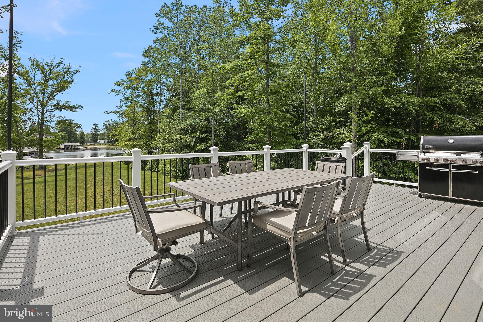 NOAH'S LANDING - Residential