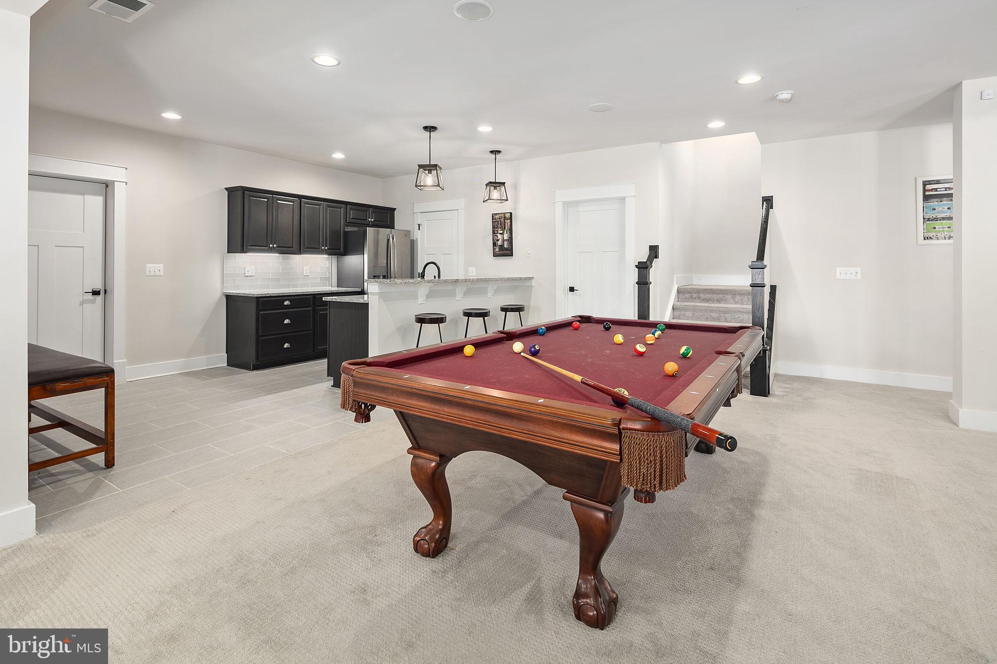 NOAH'S LANDING - Residential