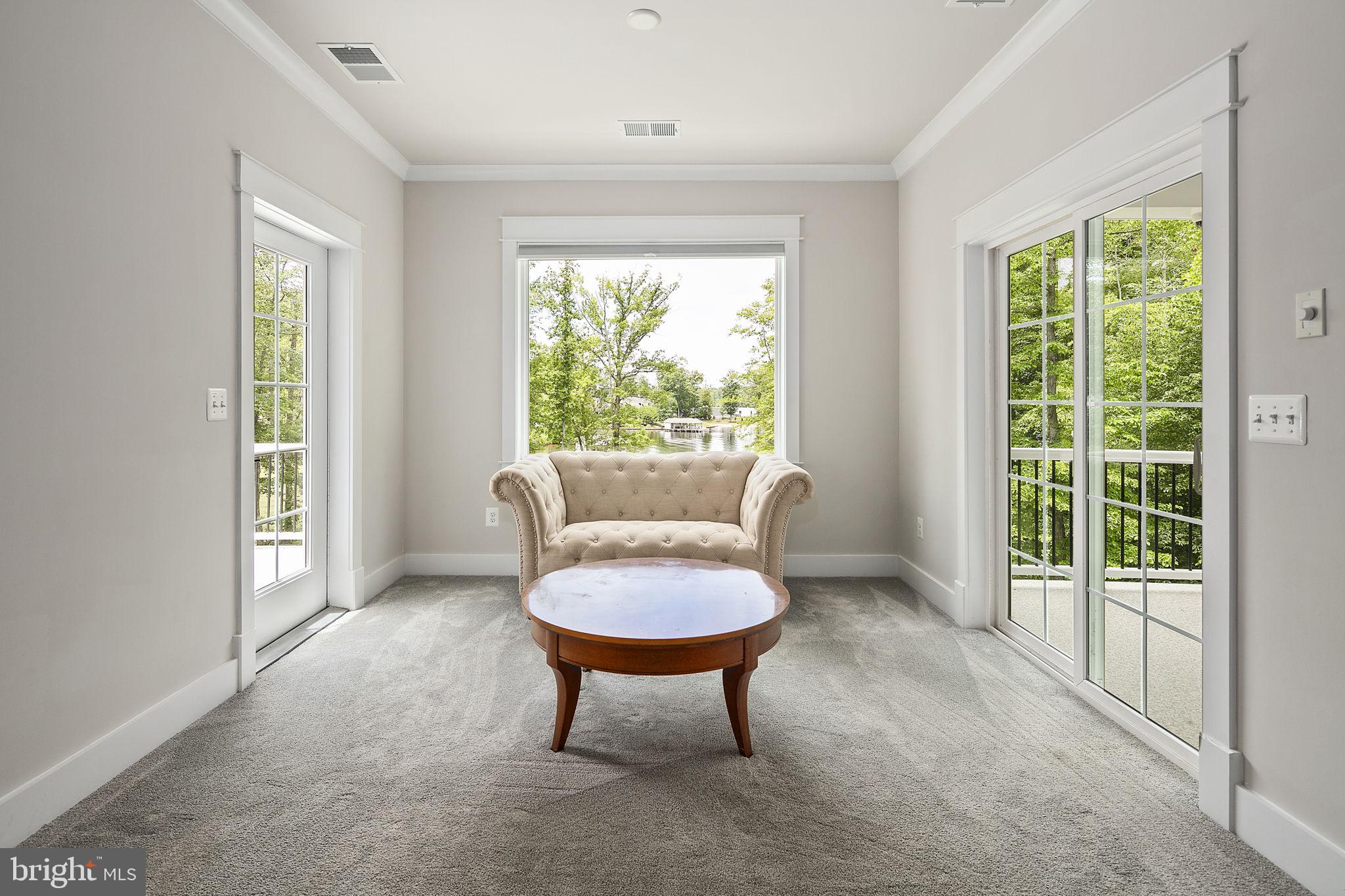 NOAH'S LANDING - Residential
