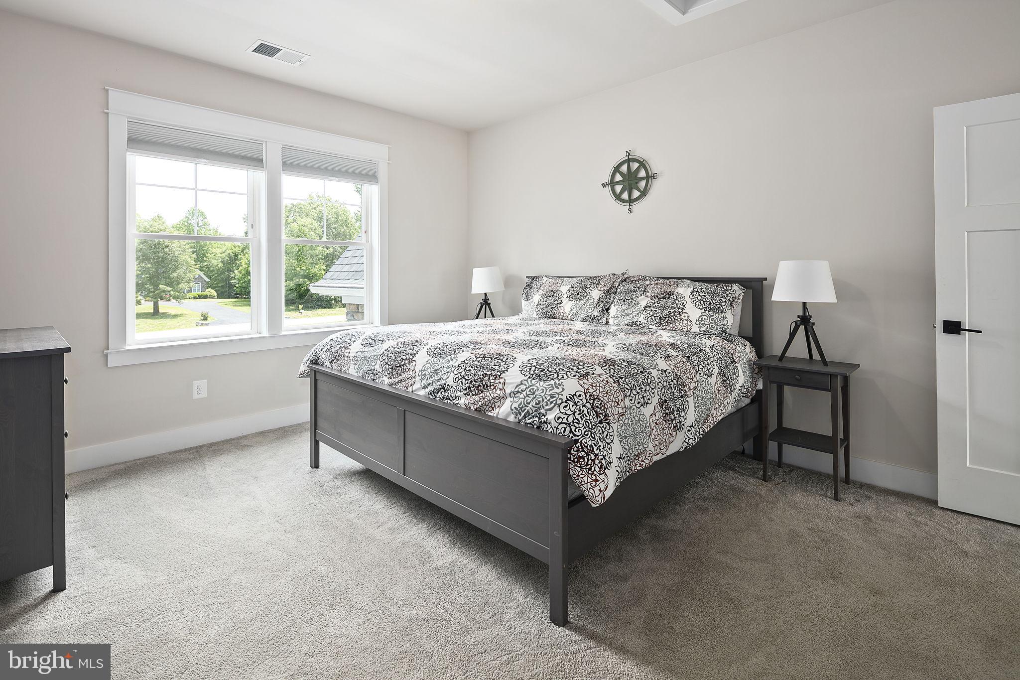 NOAH'S LANDING - Residential