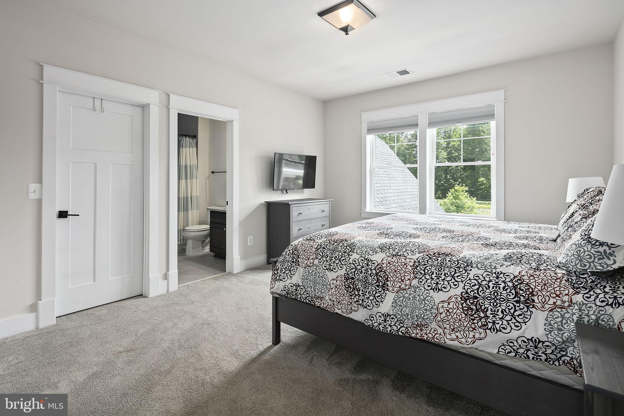 NOAH'S LANDING - Residential