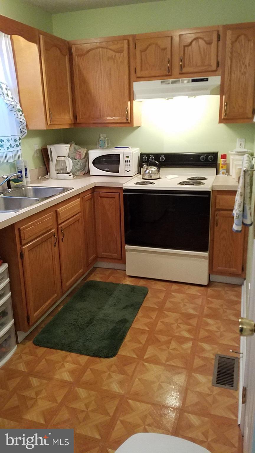 OPEQUON MEADOWS - Residential