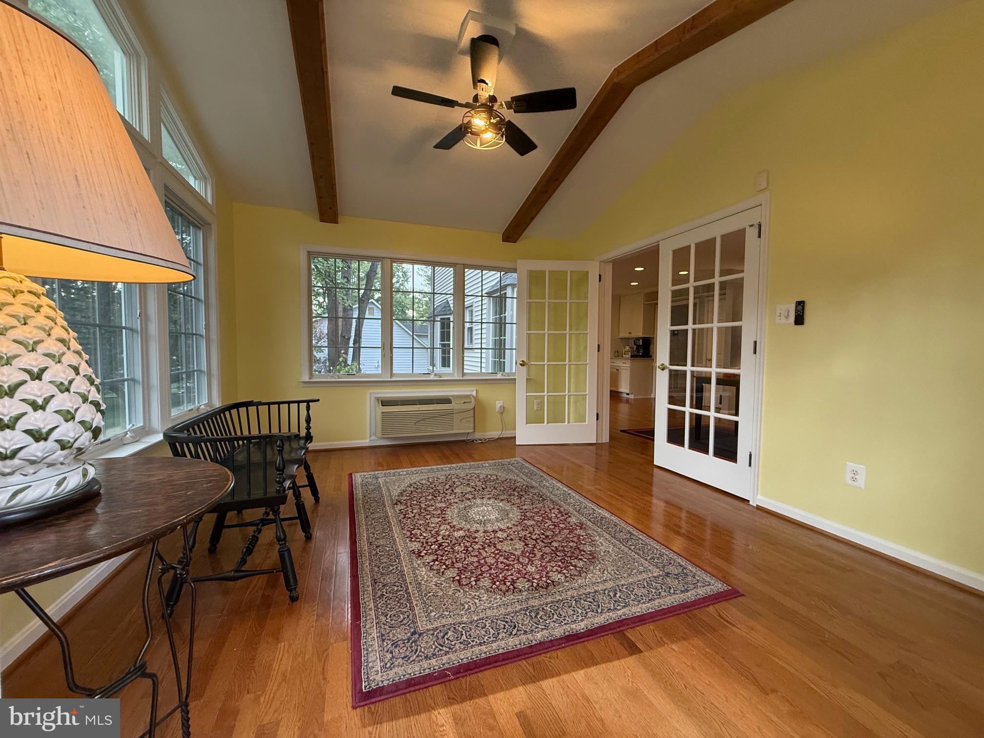 FOX MILL ESTATES - Residential