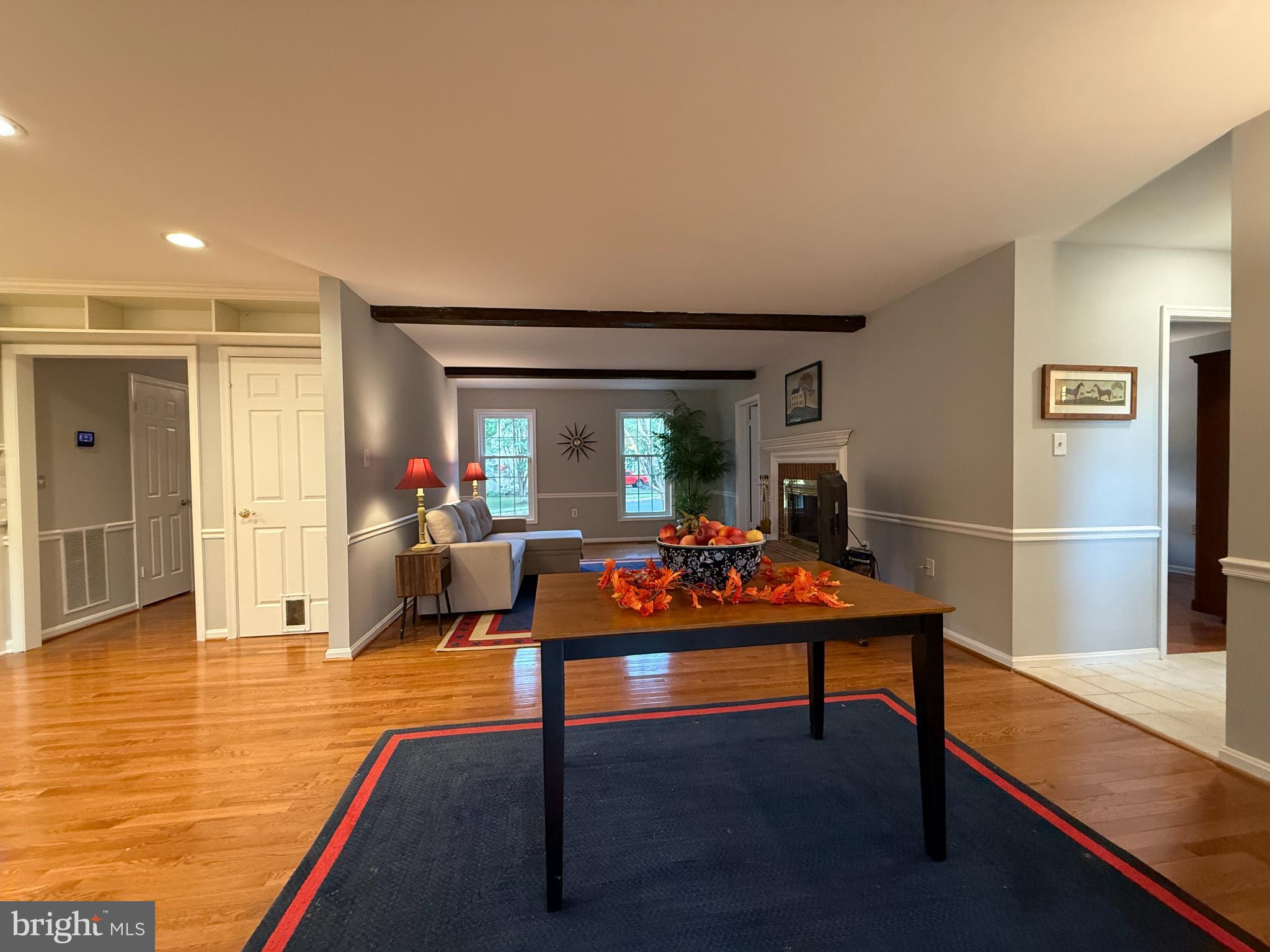 FOX MILL ESTATES - Residential