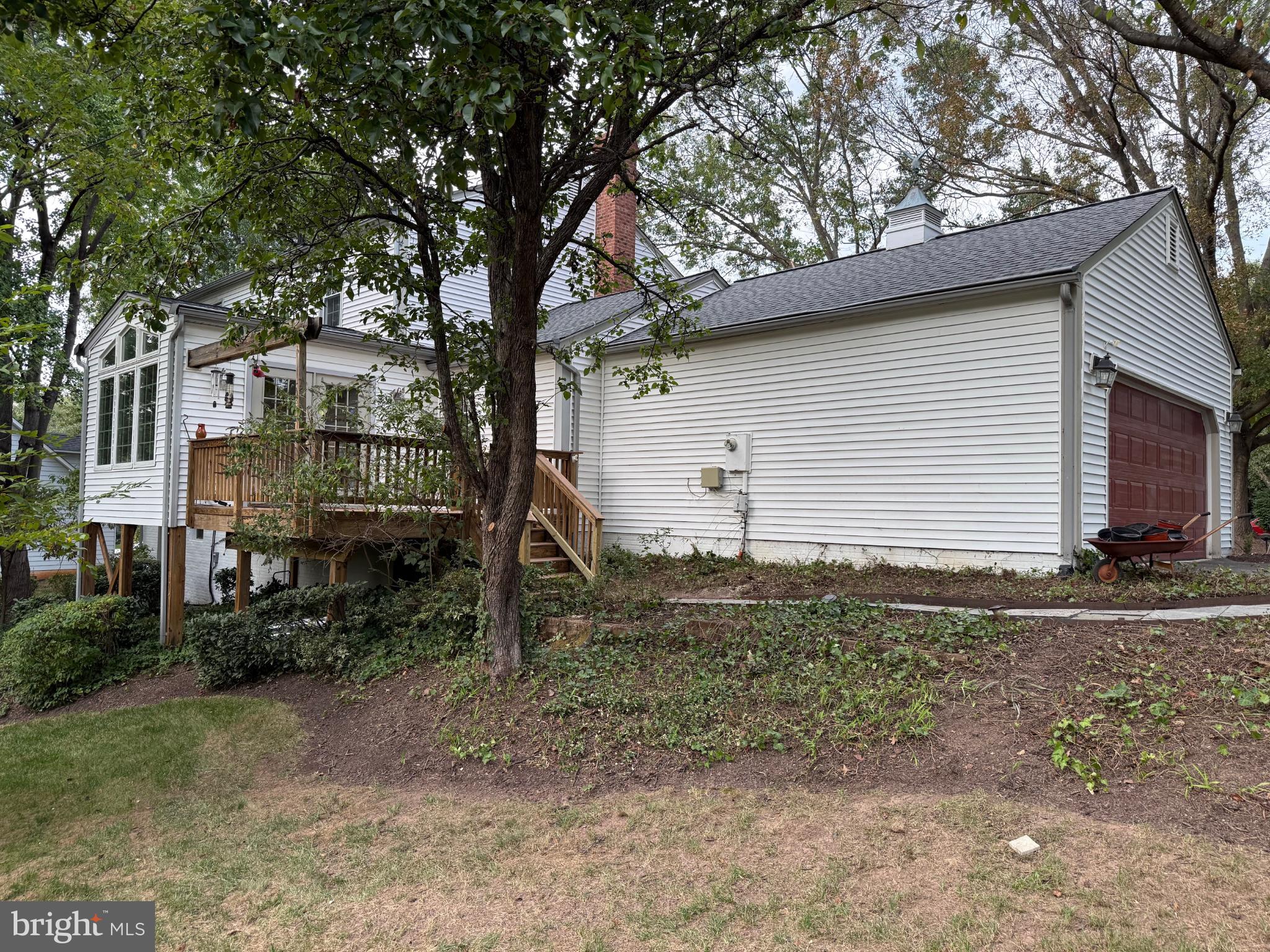 FOX MILL ESTATES - Residential