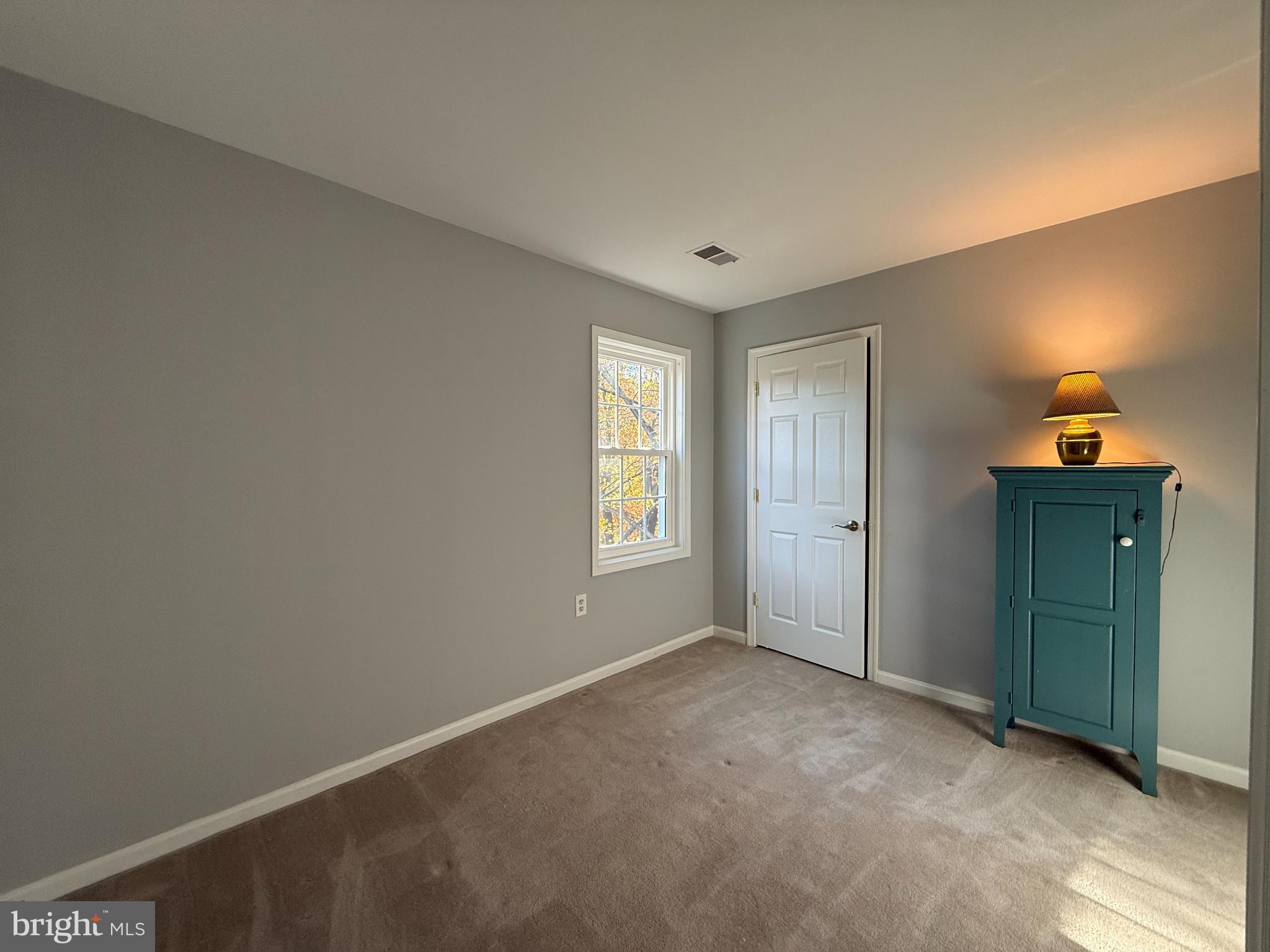 FOX MILL ESTATES - Residential