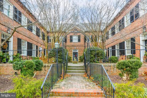 1216 SOPHIA STREET FREDERICKSBURG VA 22401