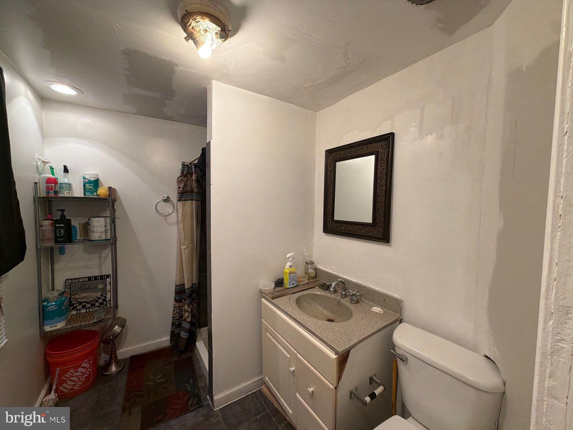 BOOTH-BOYD - Residential