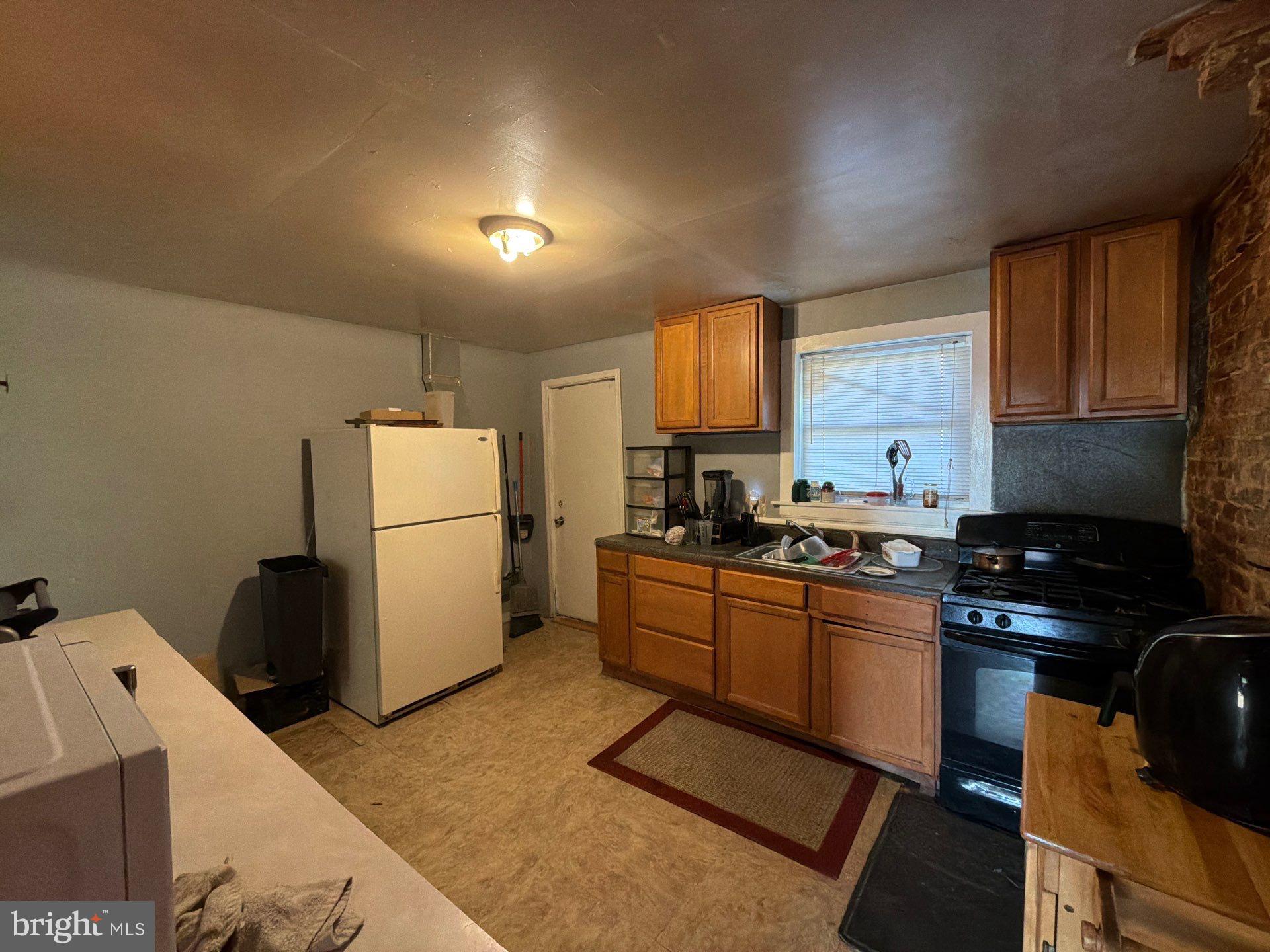 BOOTH-BOYD - Residential