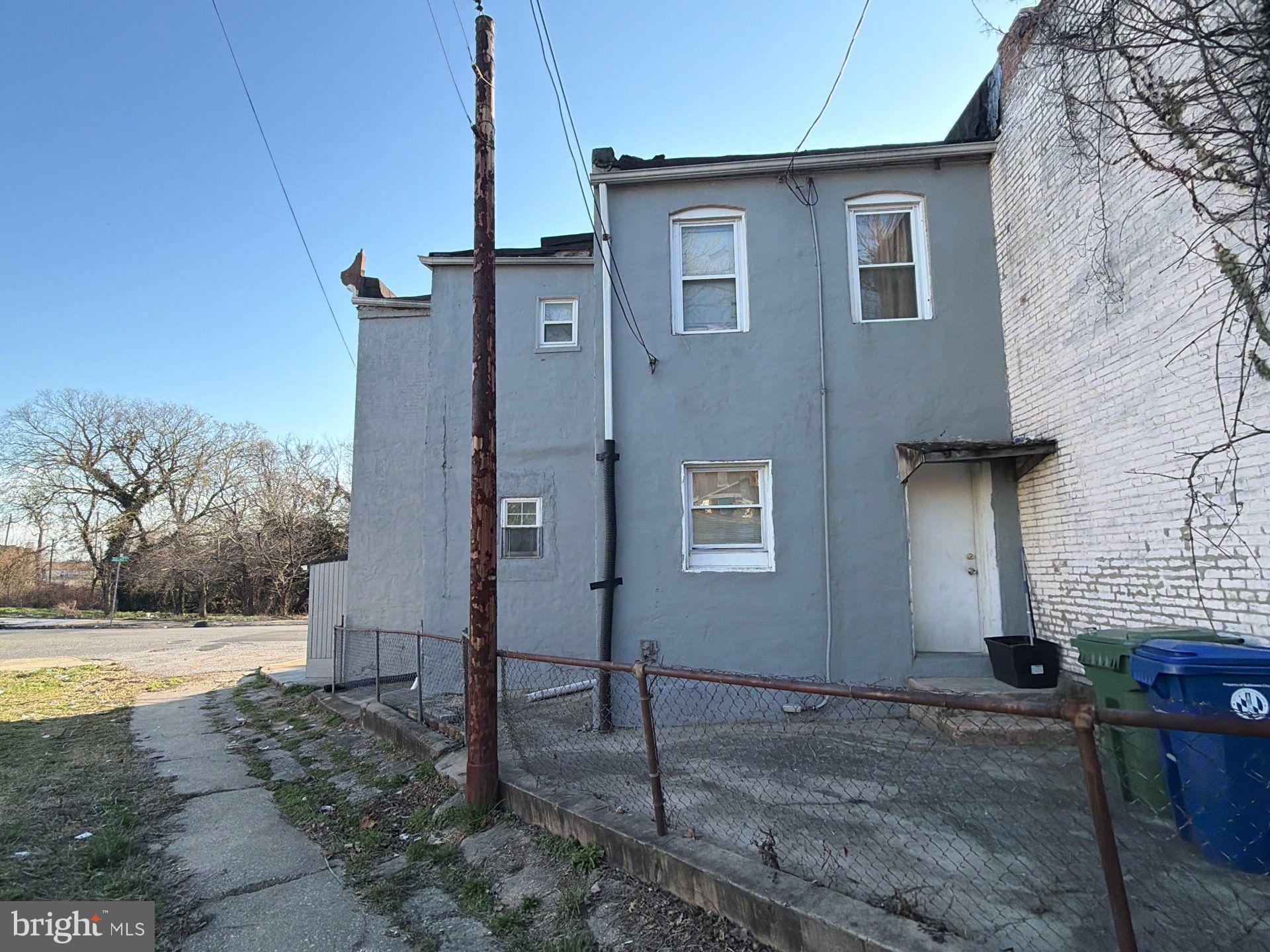 BOOTH-BOYD - Residential
