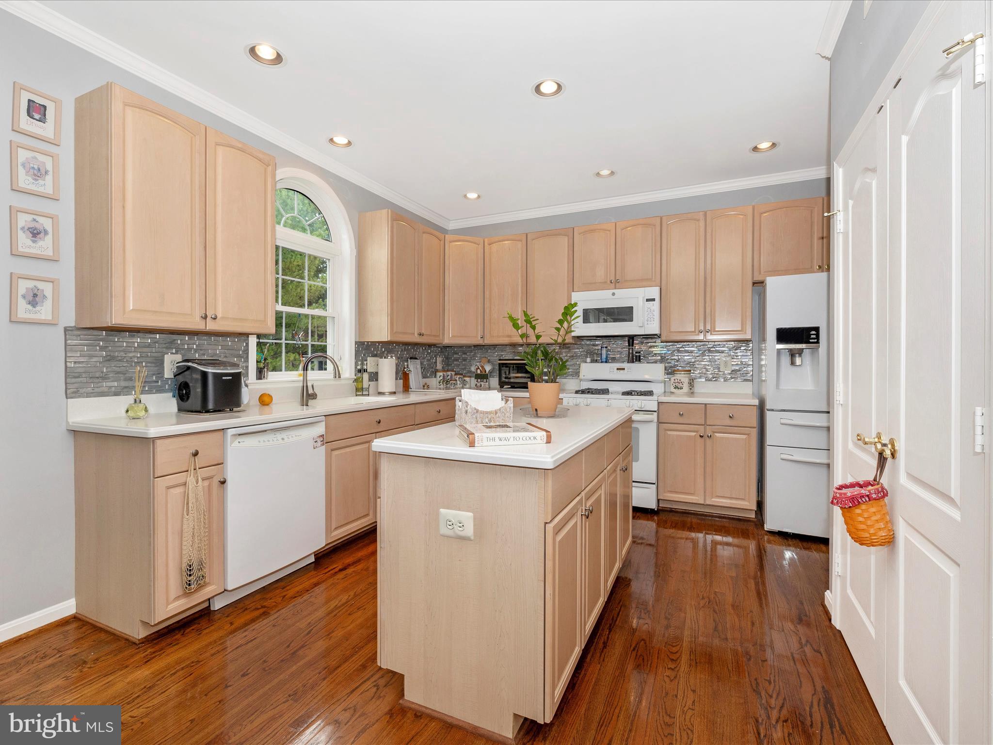 WORMANS MILL - Residential