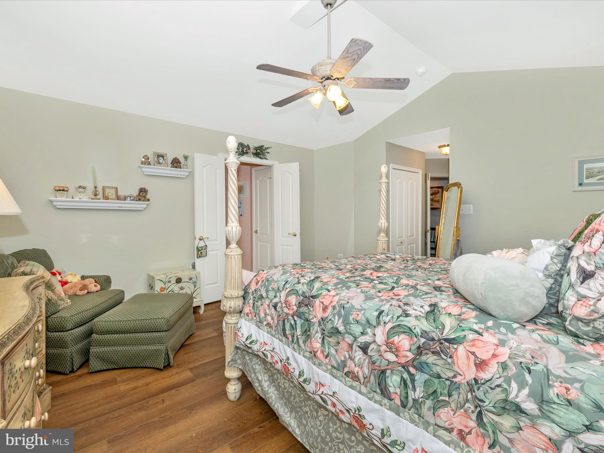 WORMANS MILL - Residential