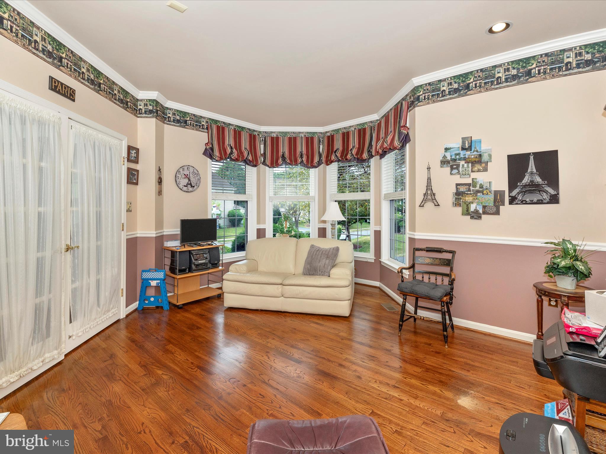 WORMANS MILL - Residential