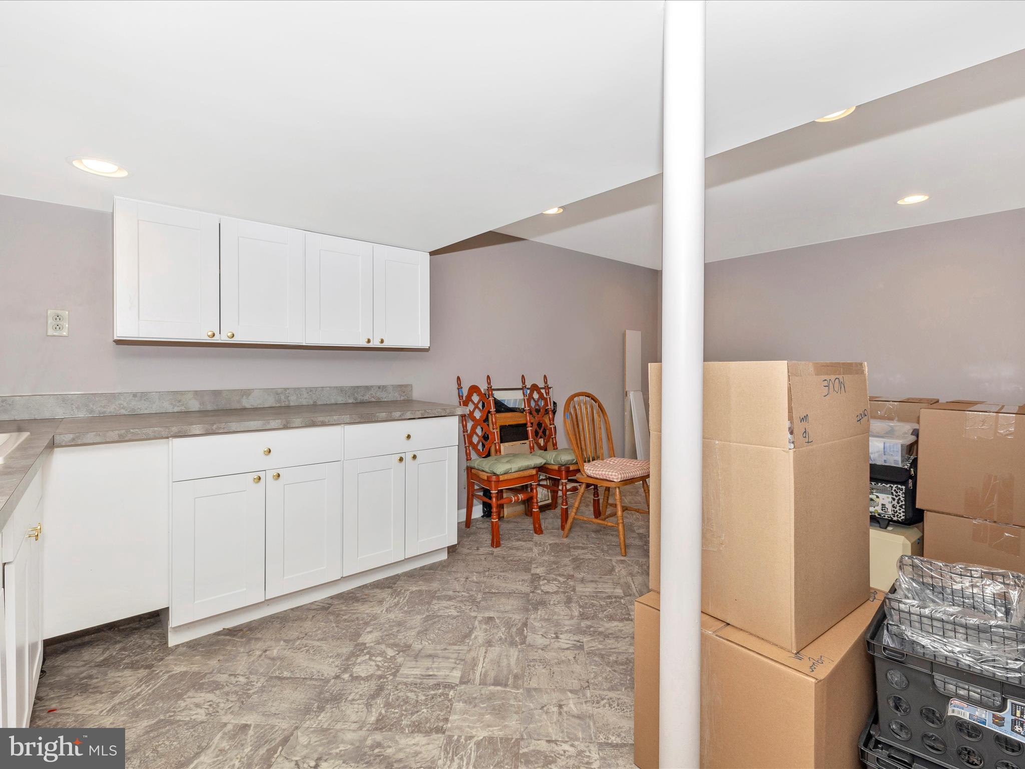 WORMANS MILL - Residential