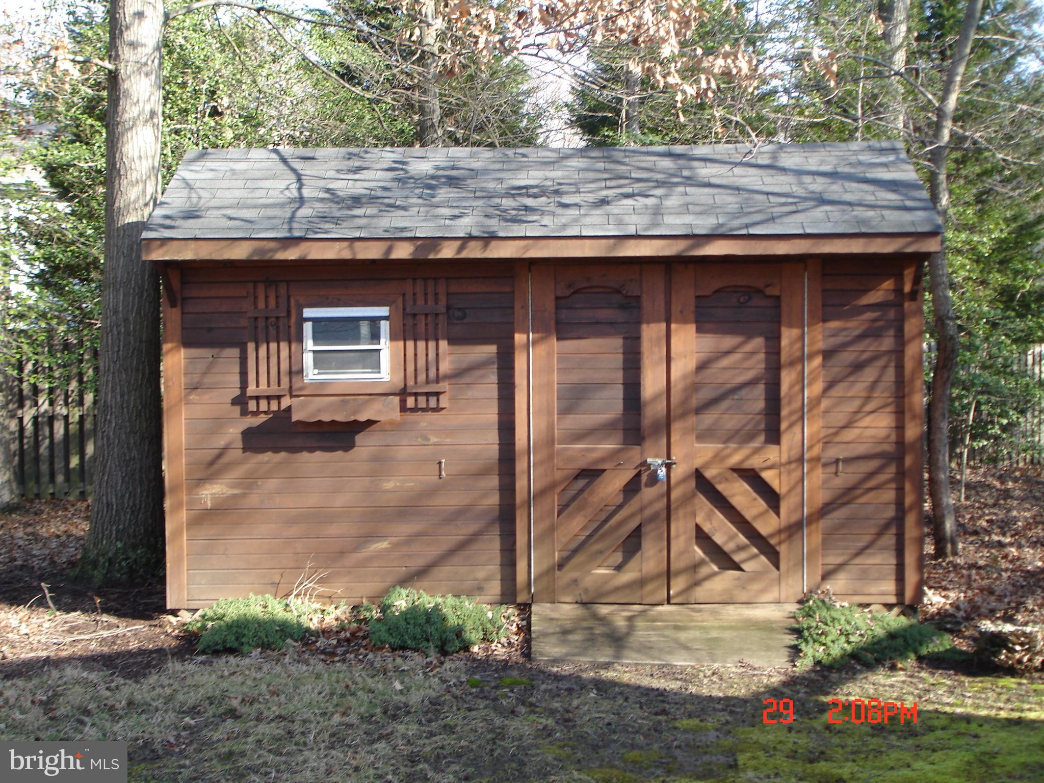 WOODLAND MANOR - Residential