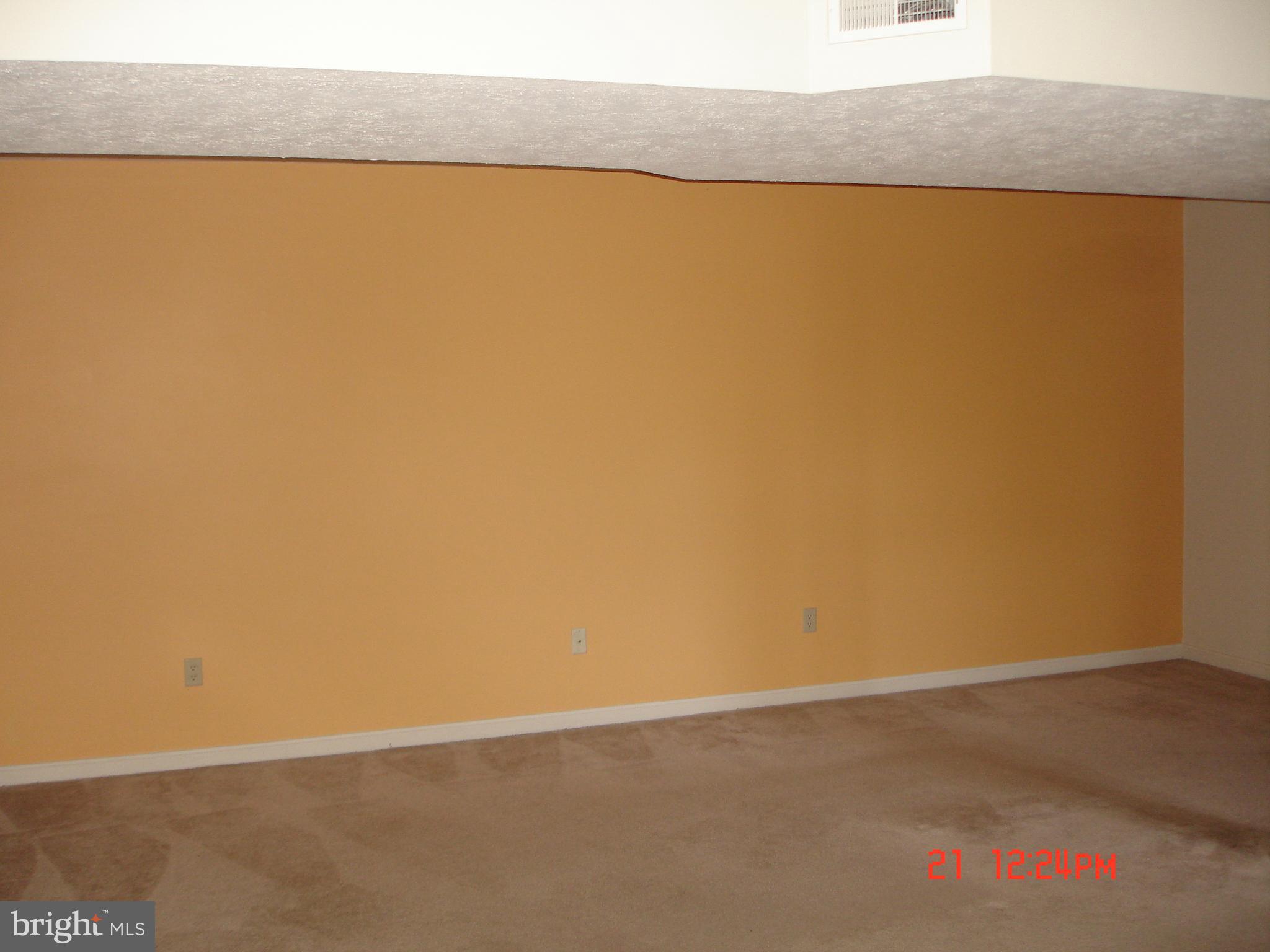 WOODLAND MANOR - Residential