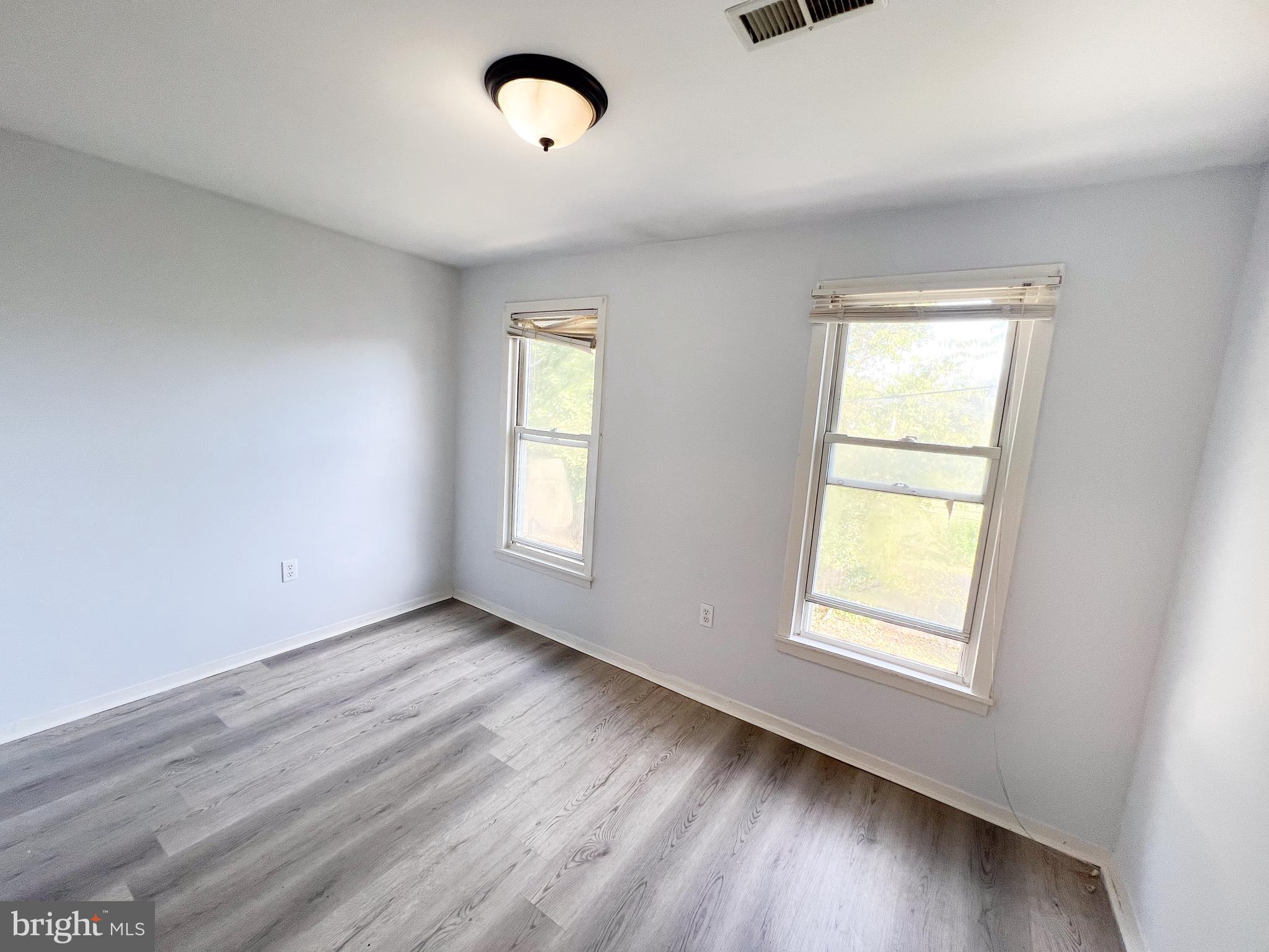 LEWISTOWN BORO - Residential