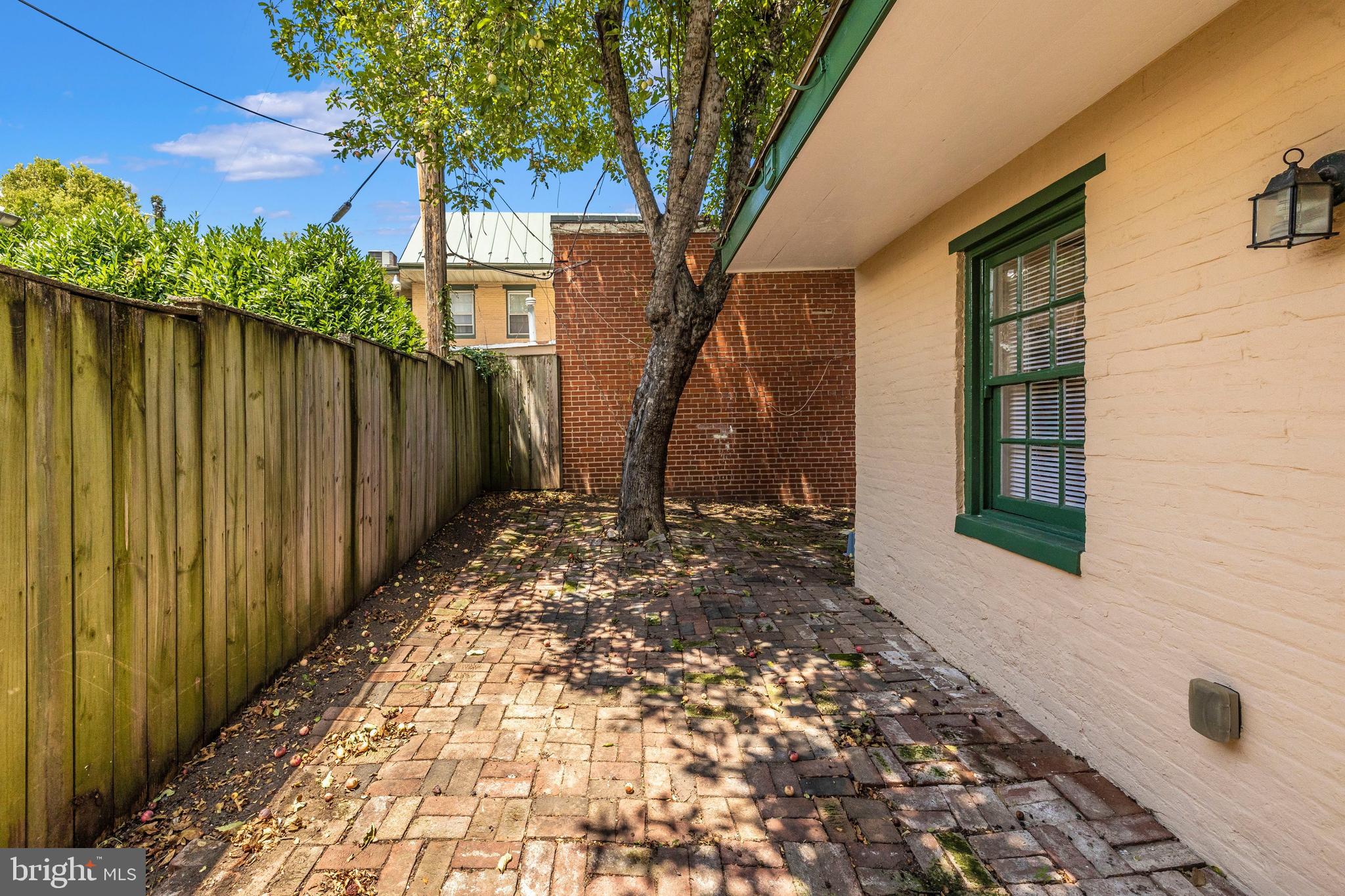 DOWNTOWN FREDERICK - Residential