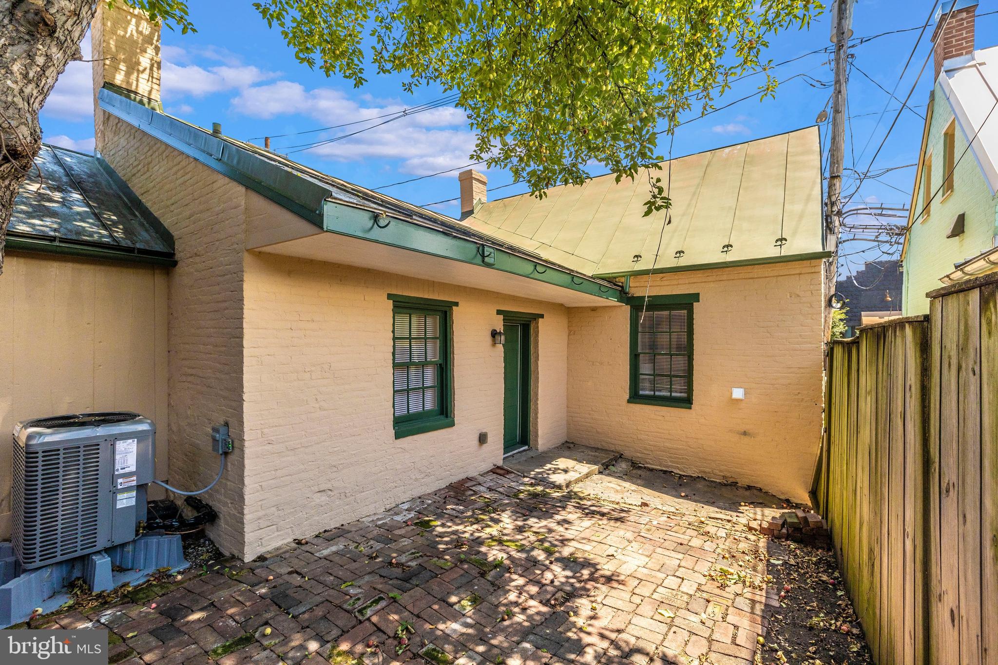 DOWNTOWN FREDERICK - Residential