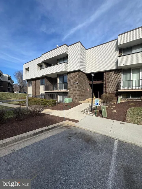 10234 Prince Place Unit 17-101, Upper Marlboro, MD MLS: MDPG2143938