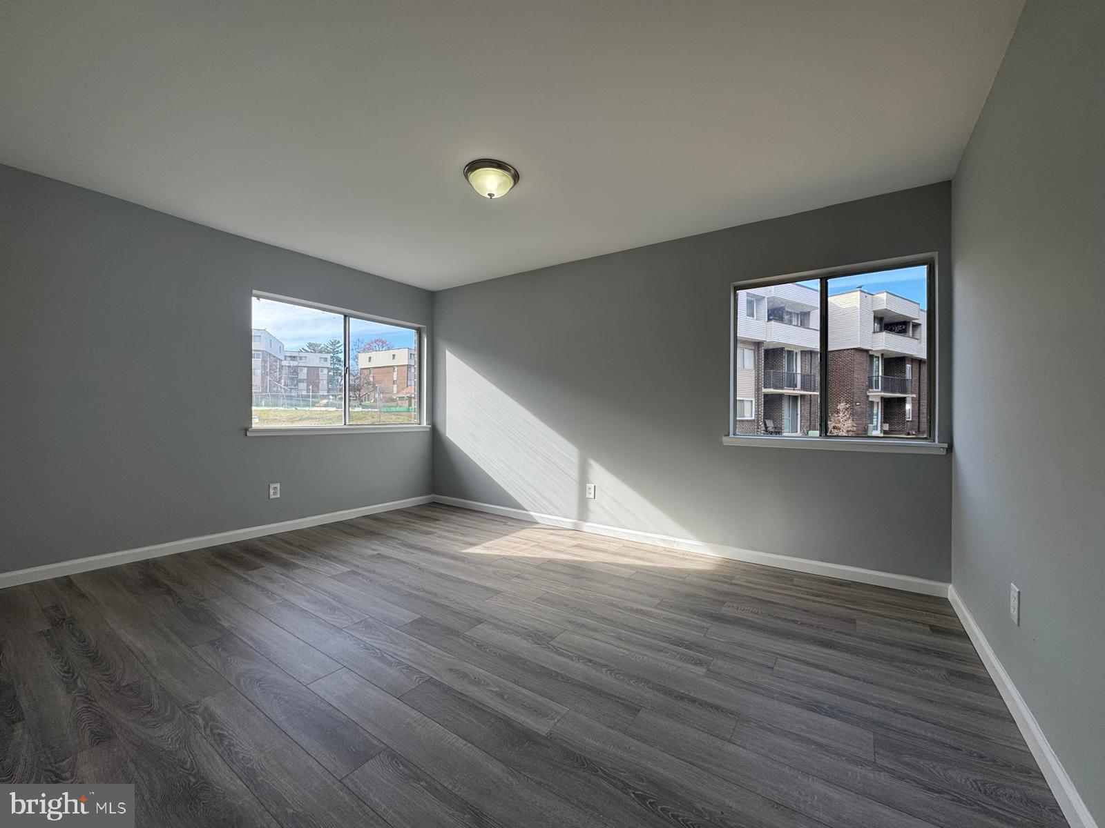 PINES CONDOMINIUM - Residential