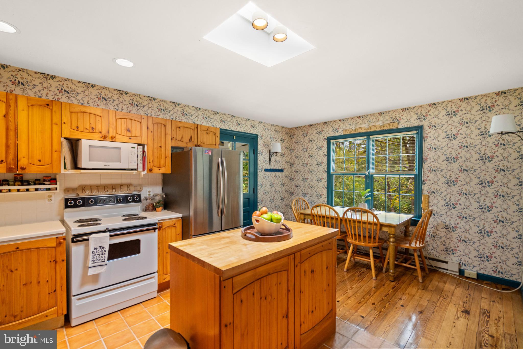 HILLSBORO - Residential