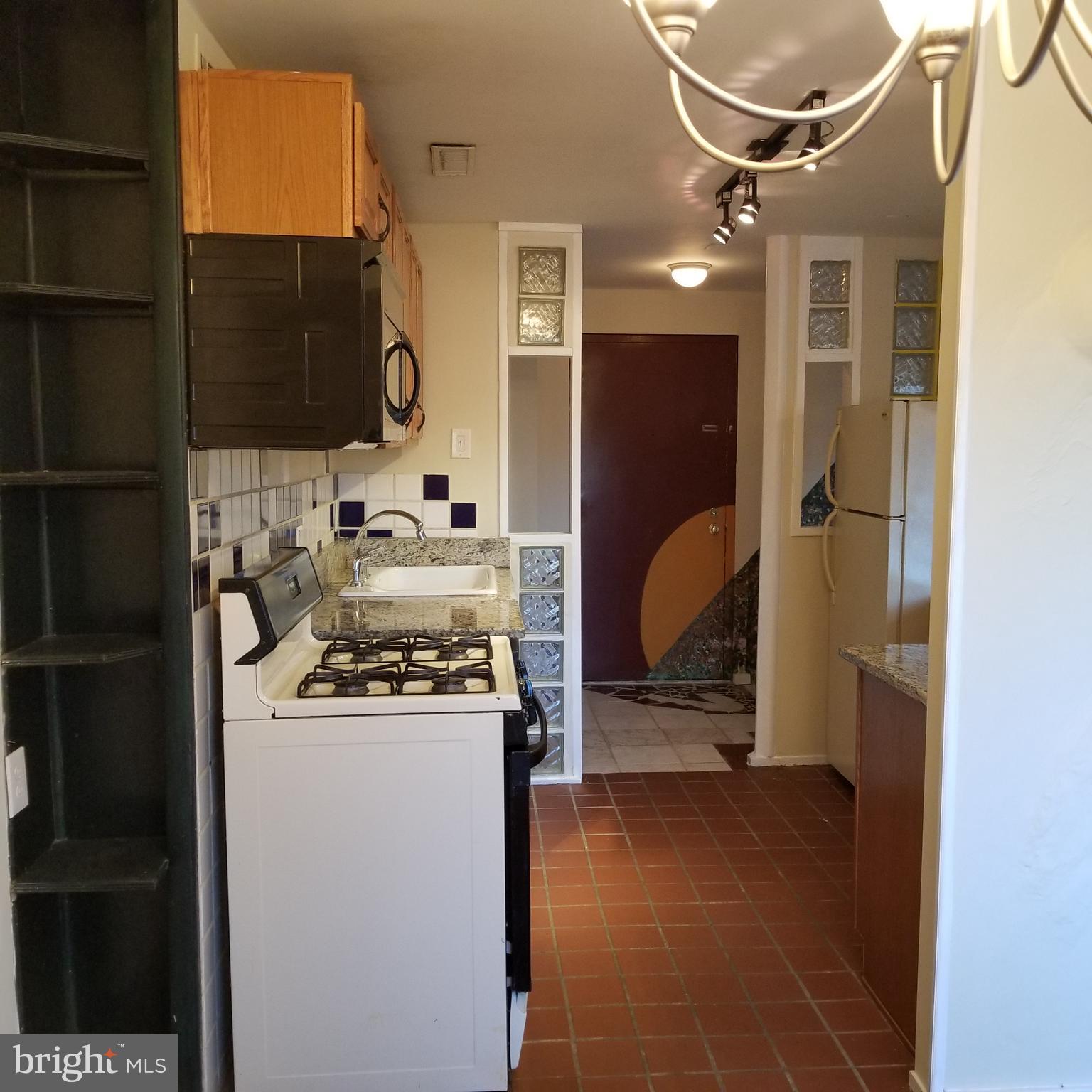 WOODLAKE TOWERS - Residential Lease