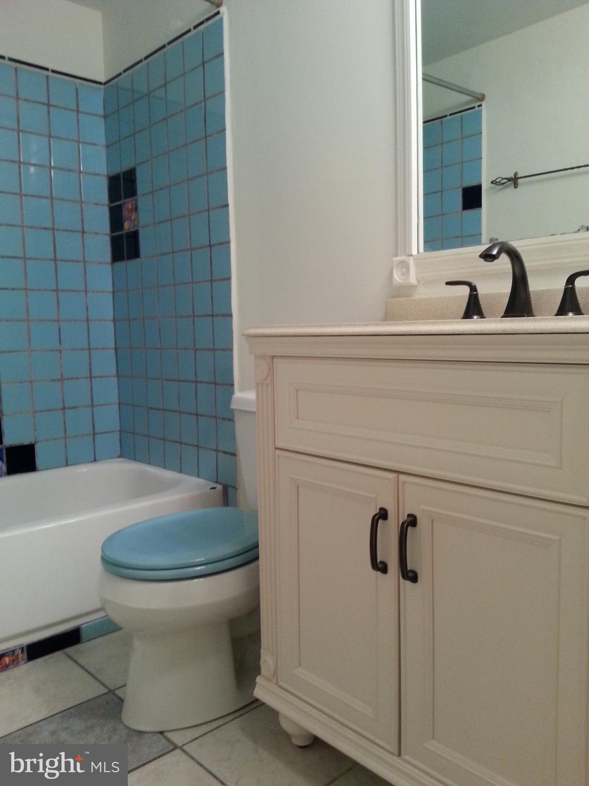 WOODLAKE TOWERS - Residential Lease