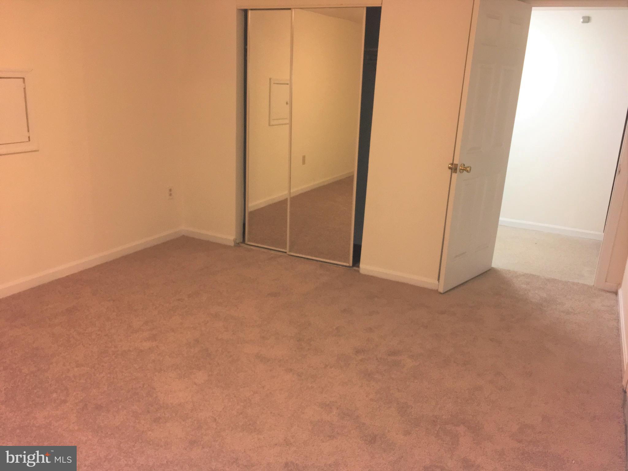 PARKWAY - Residential Lease
