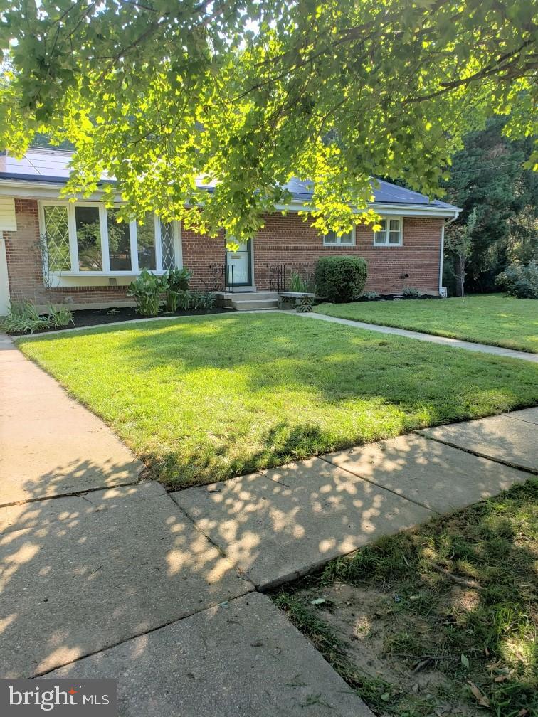 PARKWAY - Residential Lease