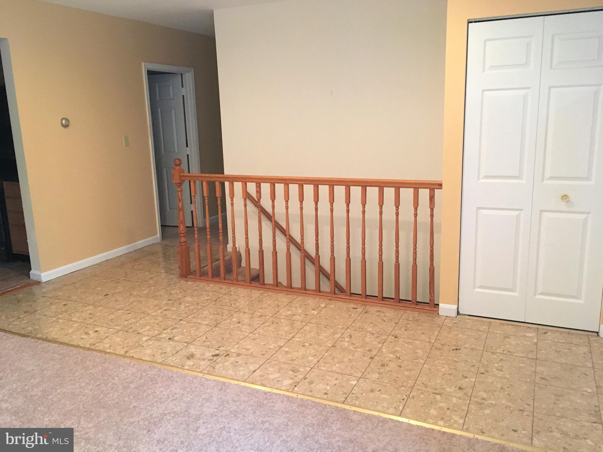 PARKWAY - Residential Lease