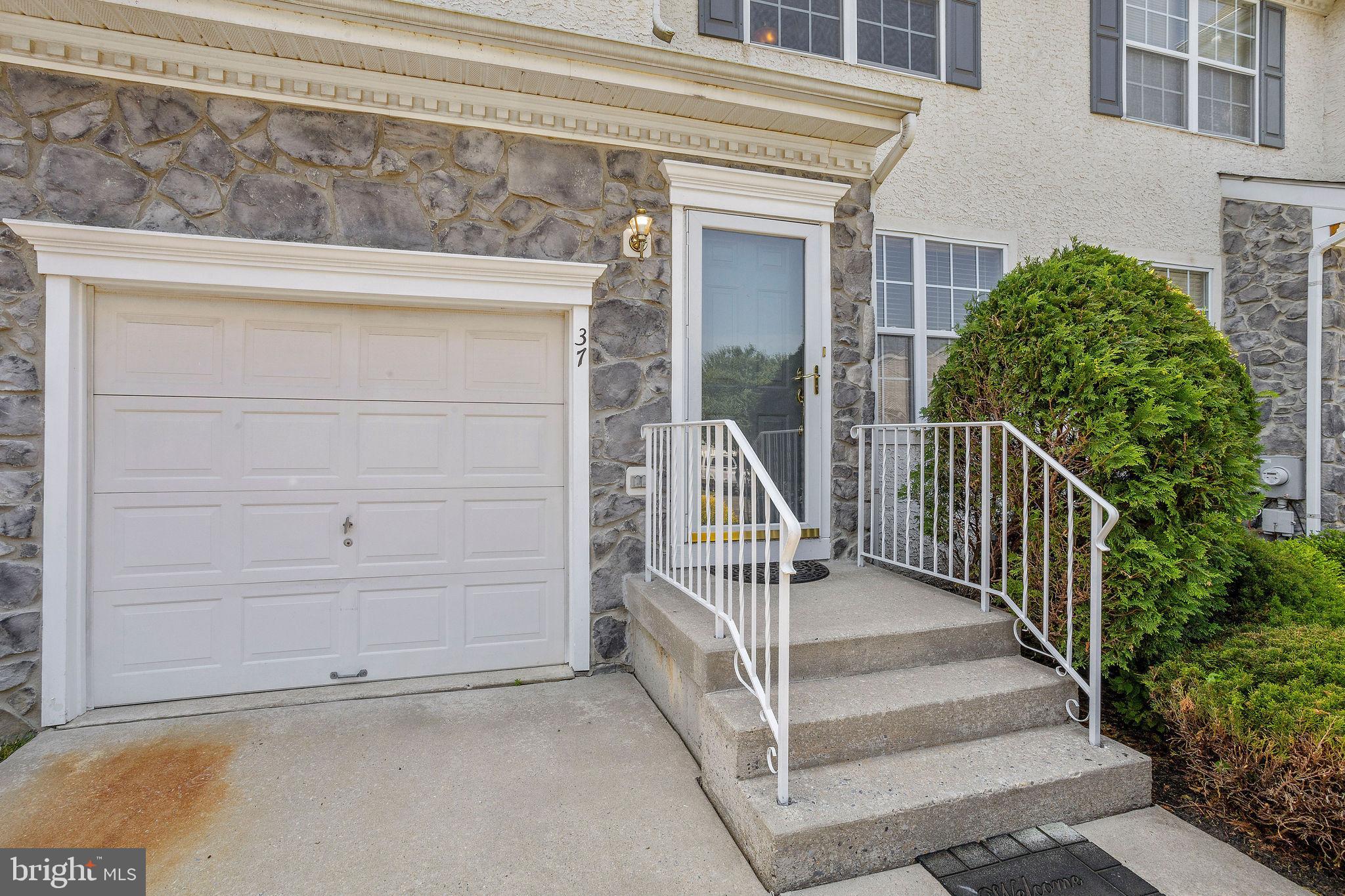 37 CHAPEL HILL ROAD