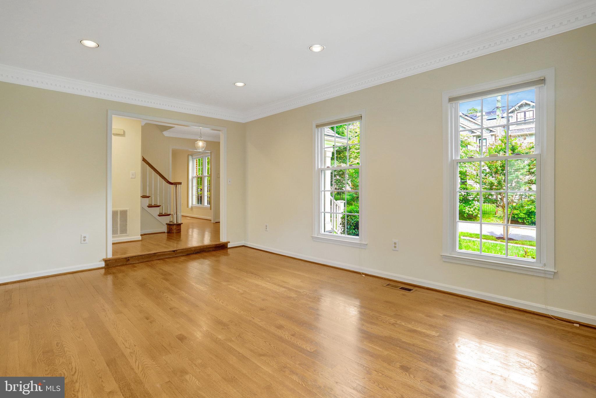 ASHTON HEIGHTS - Residential