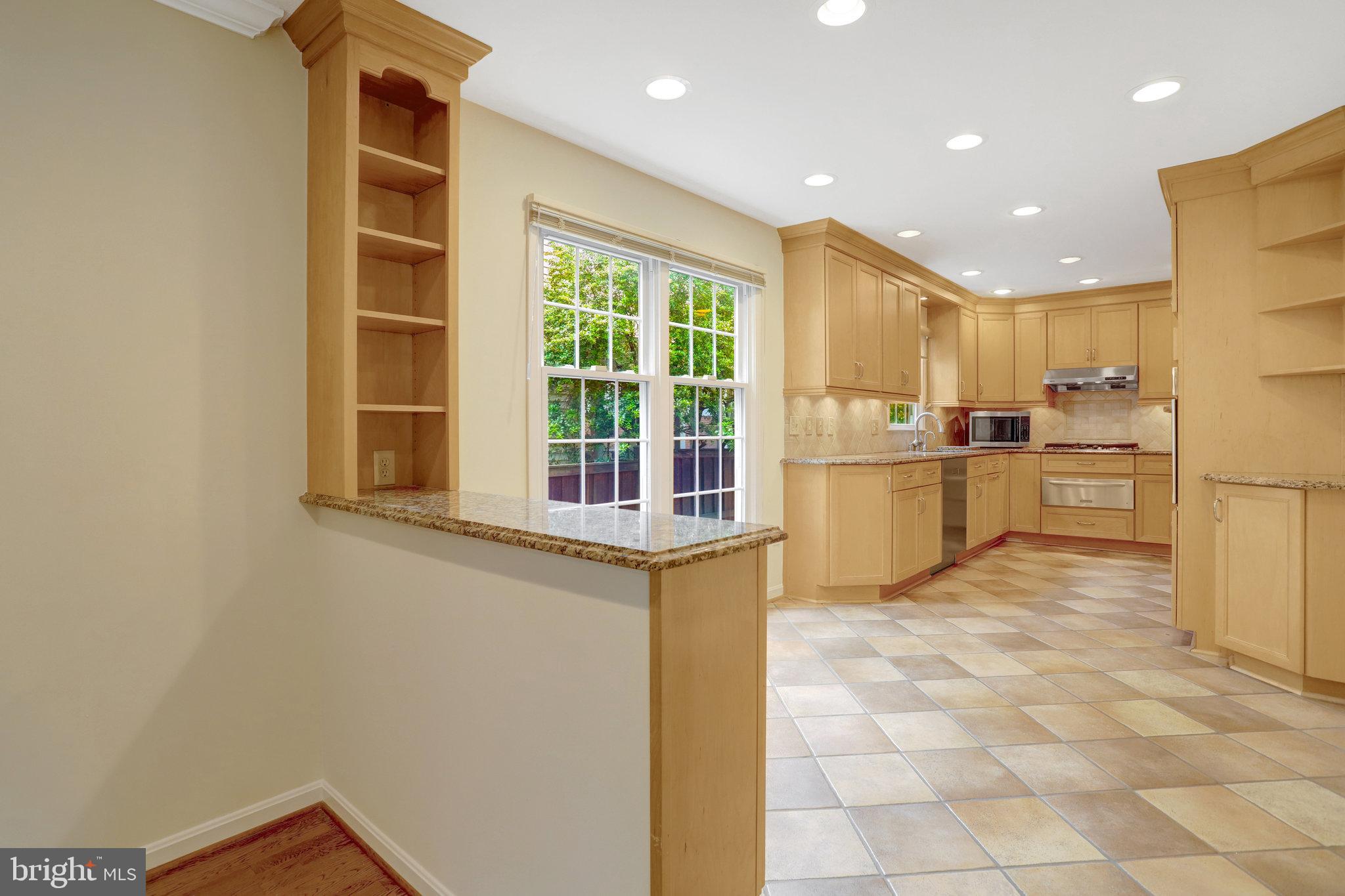 ASHTON HEIGHTS - Residential