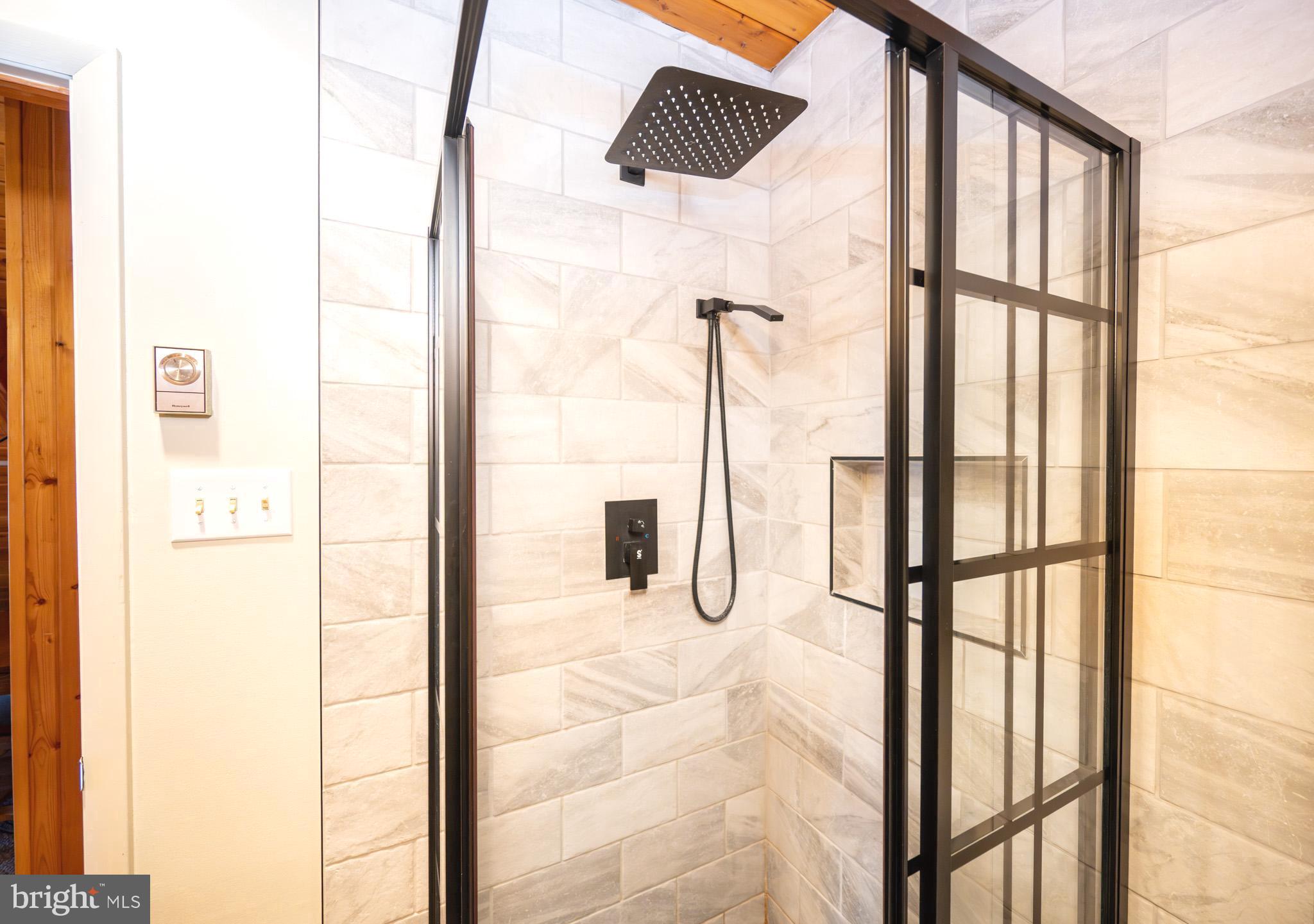 SKY VALLEY - Residential