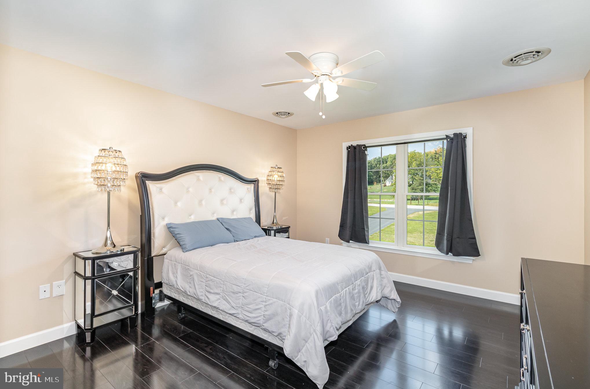 STONEHEDGE ESTATES - Residential