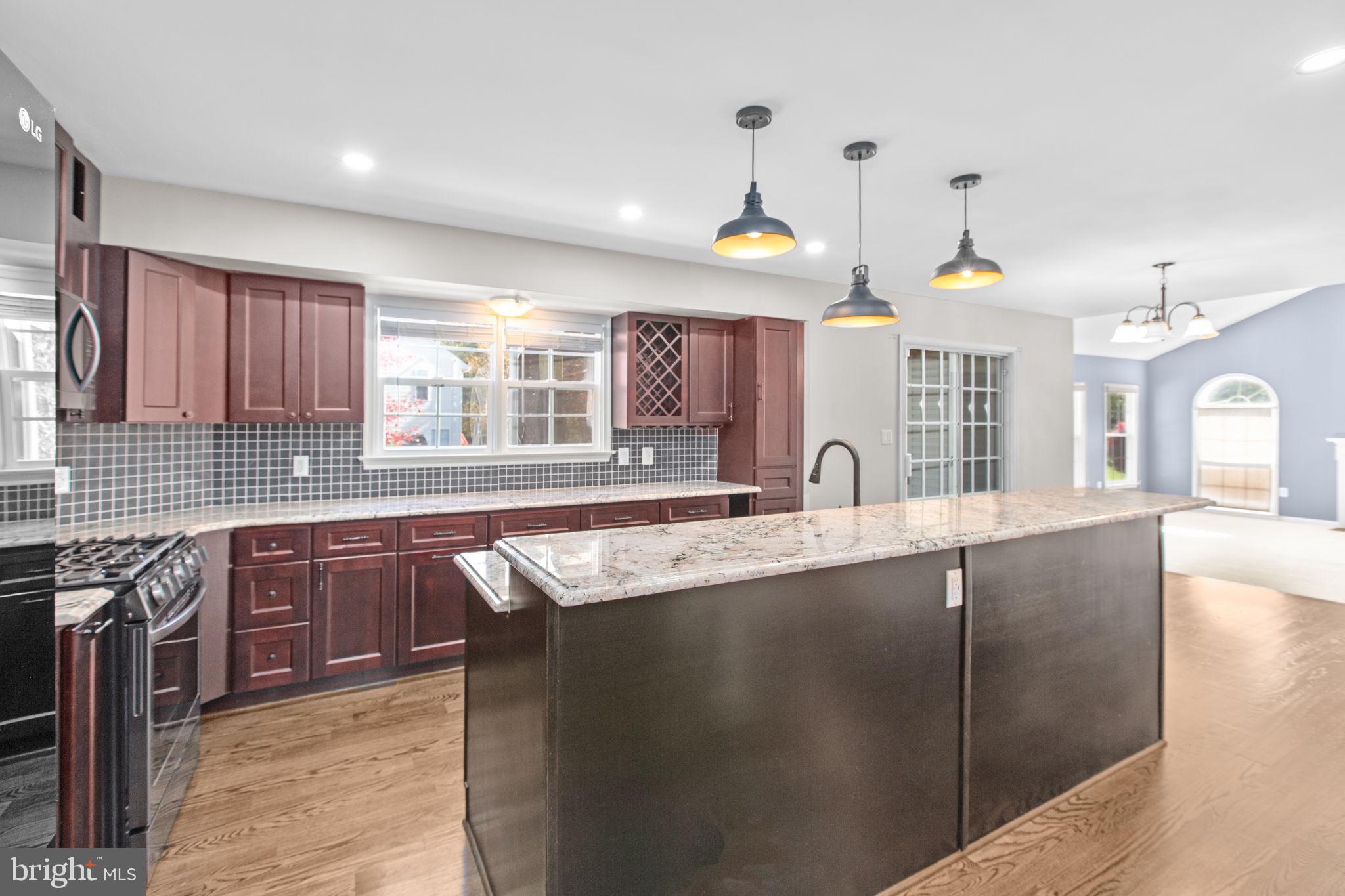 STAFFORD LAKES VILLAGE - Residential