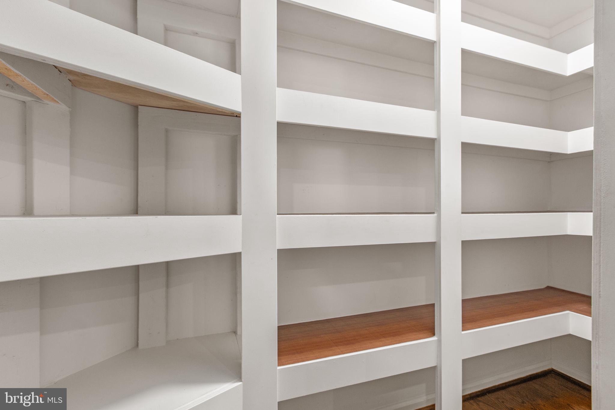 STAFFORD LAKES VILLAGE - Residential