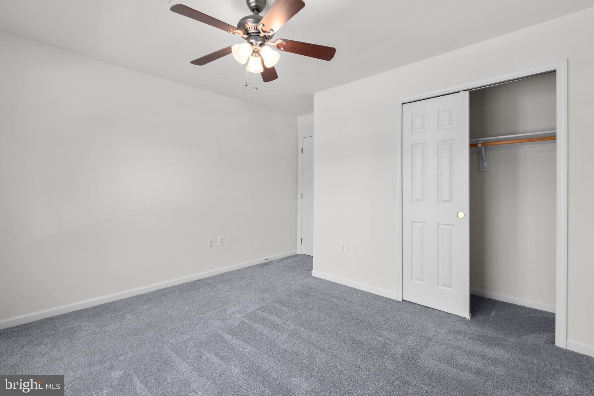 STAFFORD LAKES VILLAGE - Residential