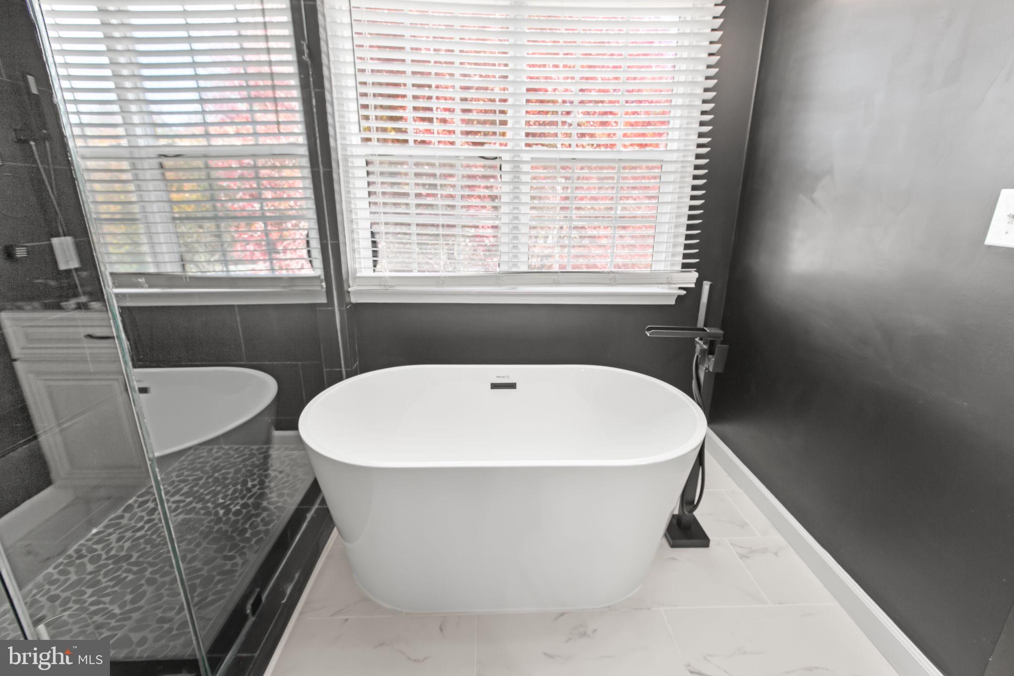 STAFFORD LAKES VILLAGE - Residential