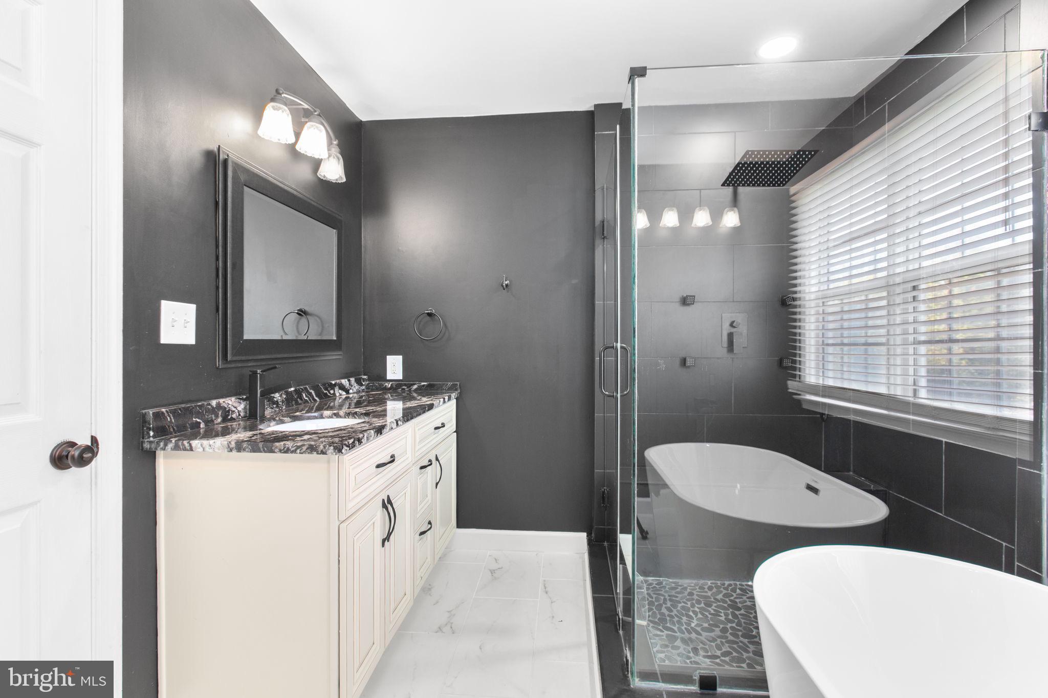 STAFFORD LAKES VILLAGE - Residential